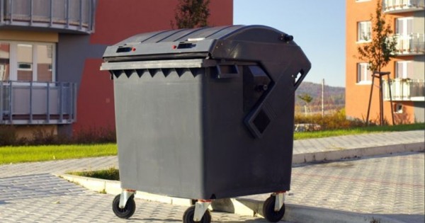 Container Negru Container HDPE CLE 1100L cu capac rotund negru