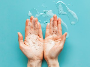 Igiena mâinilor este esențială pentru sănătatea și siguranța ta! Descoperă cele mai eficiente soluții de curățare și igienizare! Igiena mâinilor este esențială pentru sănătatea și siguranța ta! Descoperă cele mai eficiente soluții de curățare și igienizare!