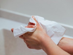 Eficiența Produselor din Hârtie de Unică Folosință în Menținerea unei Igiene Optime Eficiența Produselor din Hârtie de Unică Folosință în Menținerea unei Igiene Optime