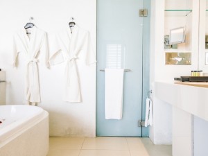 Soluții profesionale pentru dotarea și curățarea spațiilor hoteliere Soluții profesionale pentru dotarea și curățarea spațiilor hoteliere