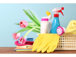 Curățenia de primăvară bate la ușă! Pregătește-te cu produse profesionale care să-ți facă munca mai ușoară!