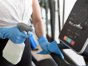 Descoperă soluțiile profesionale de curățenie și igienă pentru sălile de sport Descoperă soluțiile profesionale de curățenie și igienă pentru sălile de sport