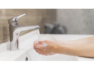 Puterea săpunului și a dezinfectanților pentru igienizarea mâinilor